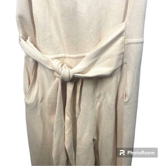 Revolve- Majorelle Charlie Jumpsuit in Cream XXS - NWOT - Picture 3 of 8